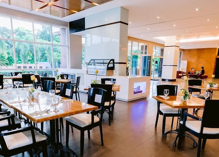 Resort Sotogrande And In Cebu 4*
