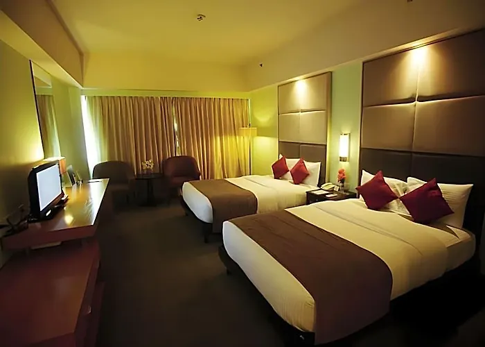 Sotogrande And In Cebu 4*
